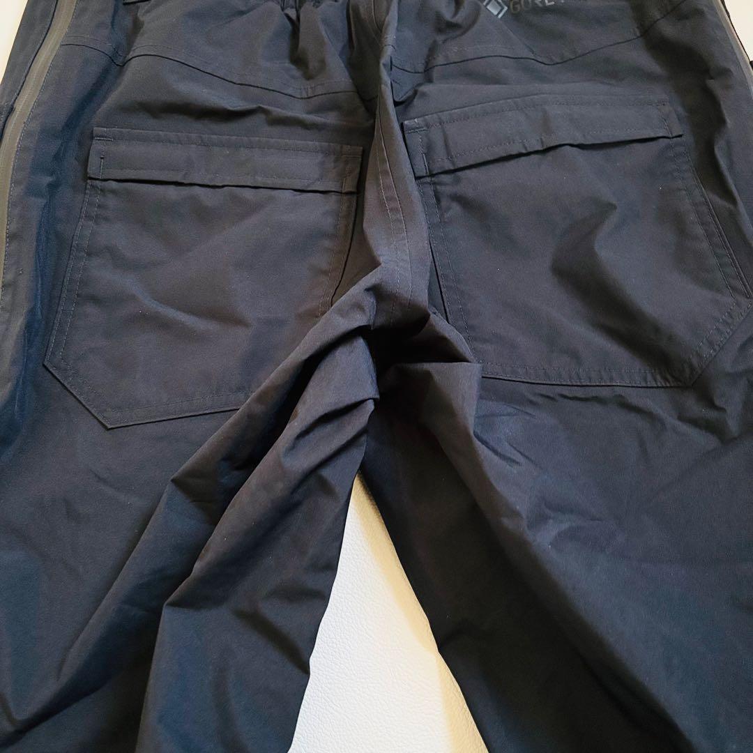 2576【極美品】バートン ビブパンツ ゴアテックス レディース スノボウェア