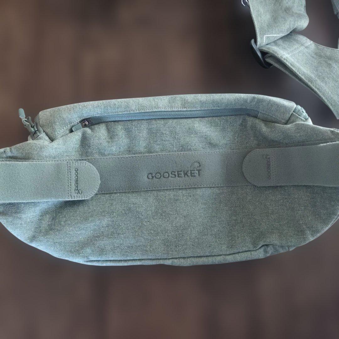 美品　 グスケット GOOSKET365　抱っこ紐Plus　ヒップシート　ミント
