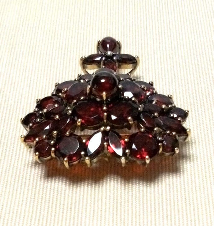 碌山 ラフィネ ガーネット ハート ブローチ ・ ペンダントトップ 2way