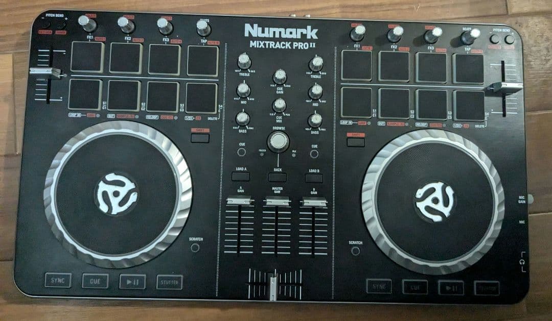 DJ機材 Numark MIXTRACK pro 2