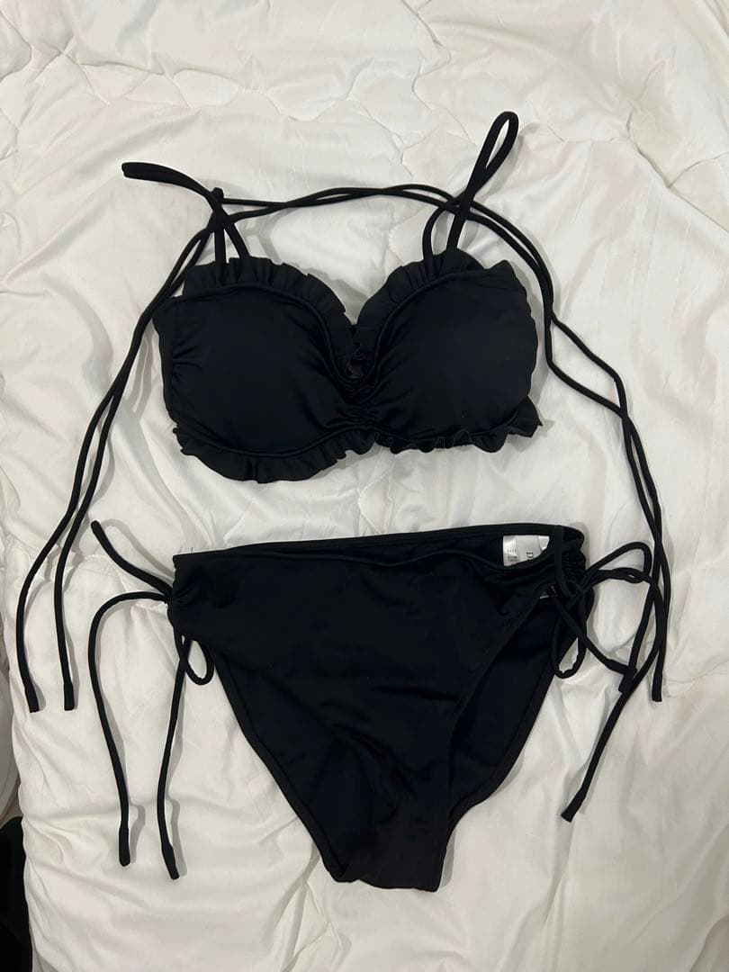 【ミンミン】Darich ショルダーリボンフリルビキニ