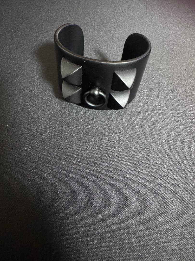 HERMÈS エルメス　コリエドシアン・カフ　バングル　スタッズ付きバングル