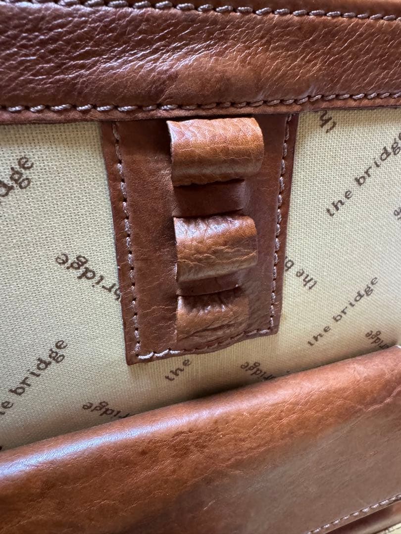 ブラウンレザー ビジネスバッグ　イタリア製