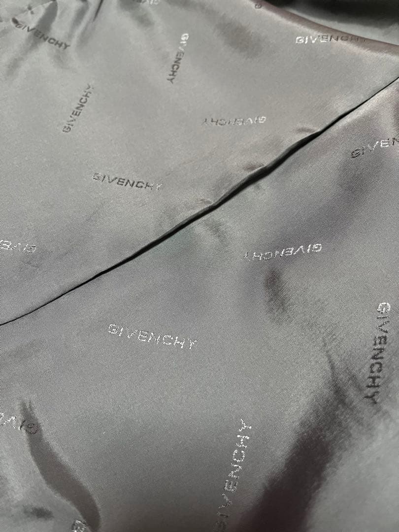 GIVENCHY ワンピーススーツ 16号