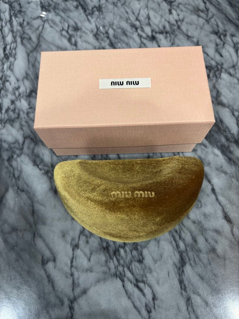 miu miu ミュウミュウ サングラス SMU03H カーキ