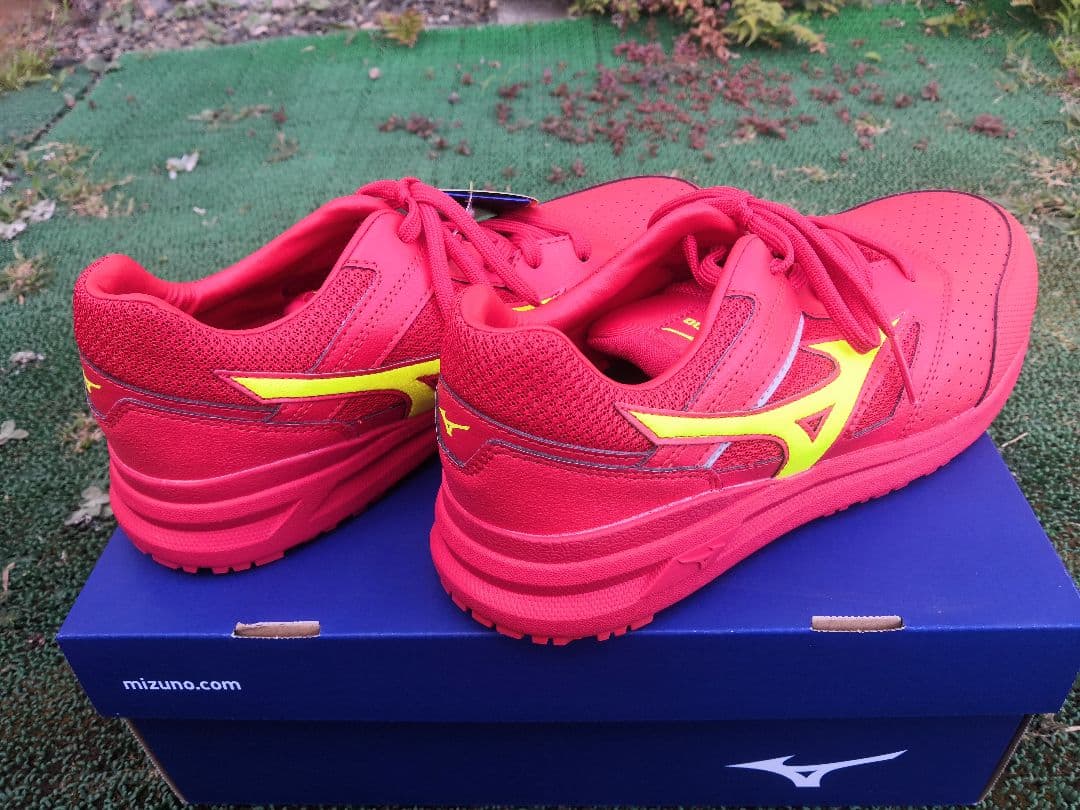 新品、未使用！26.5cm Mizuno 安全靴 レッド/イエロー ミズノ