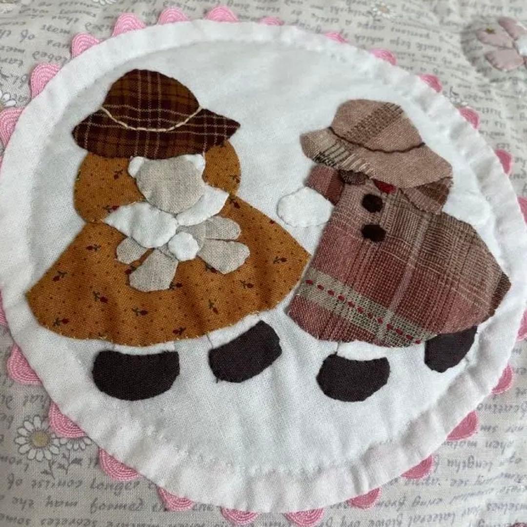 ★スーちゃんとお花のタペストリー★ハンドメイド・パッチワーク