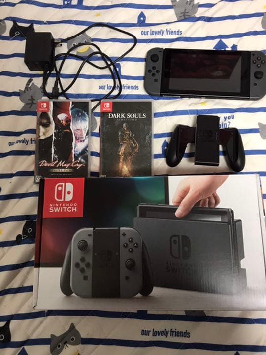Nintendo Switch グレー　2つカセット付き