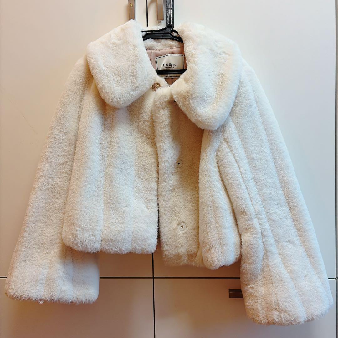 ち*ん様 herlipto Winter Love Faux Fur Coat