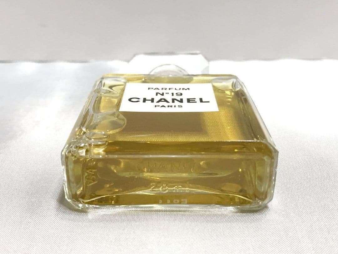 香水 ■ シャネル CHANEL ■ No.19 パルファム 28ml 14ml