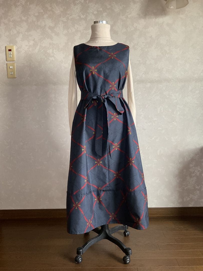 着物リメイクワンピース　　大島紬からバルーンドレス