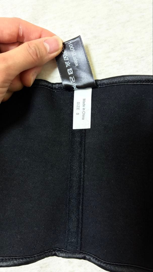 【期間限定値下げ！】FAVOLINK 腰痛サポートベルト Ｓサイズ