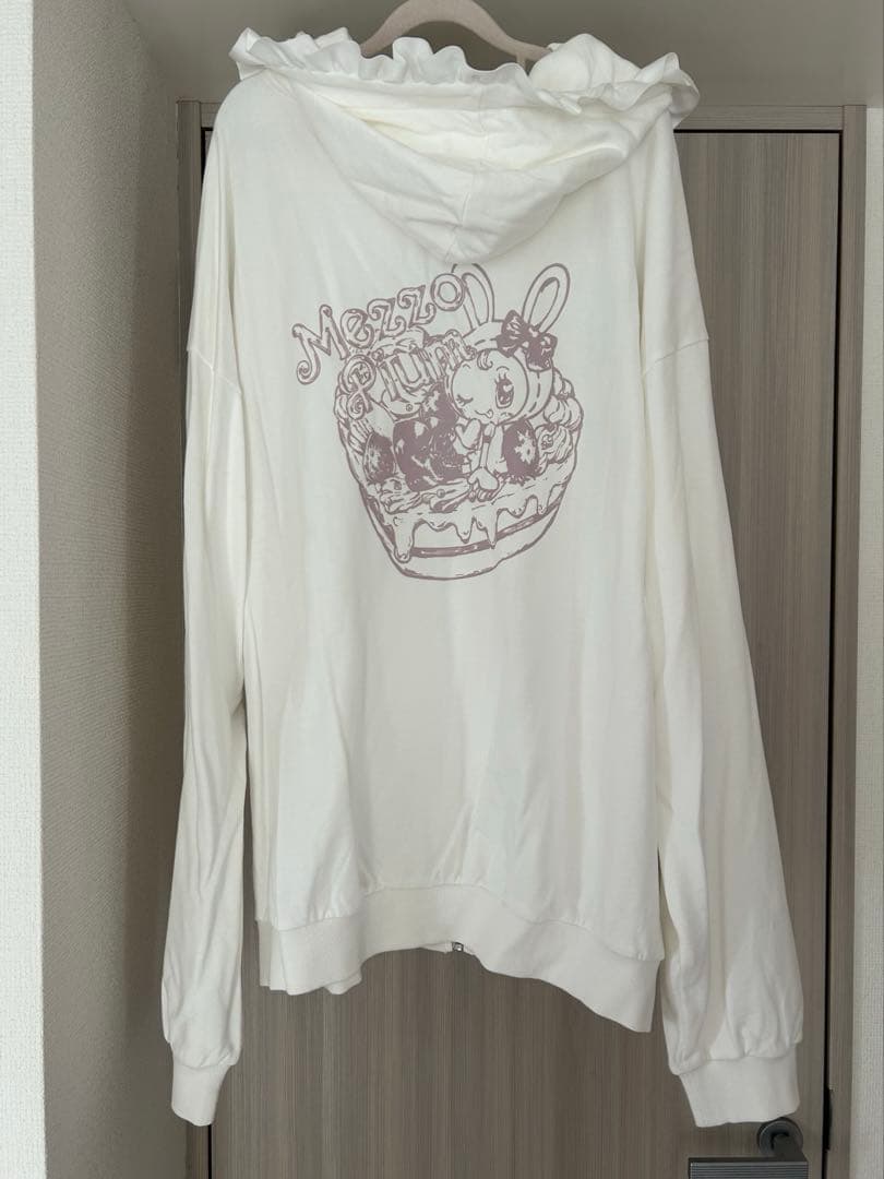 完売品 pium×Mezzo Piano ベリエちゃんハートケーキパーカー