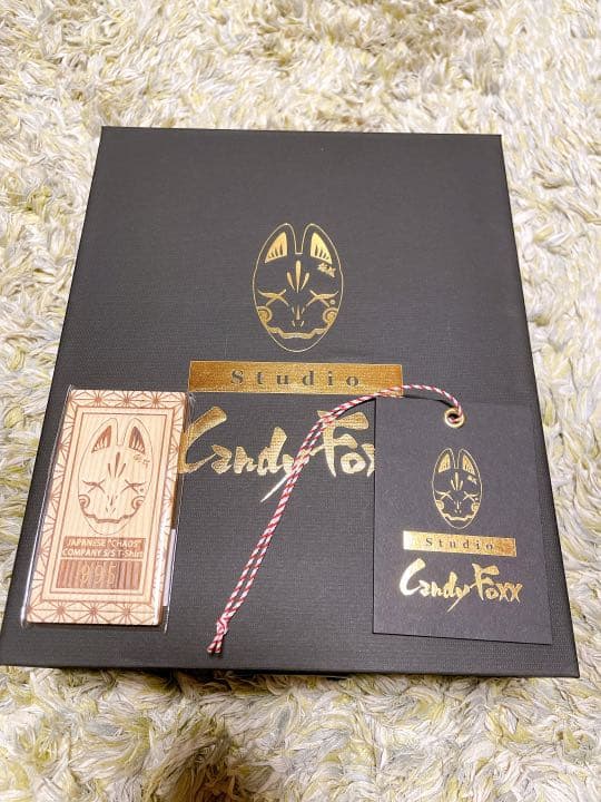 Candy FoxxのオリジナルTシャツ