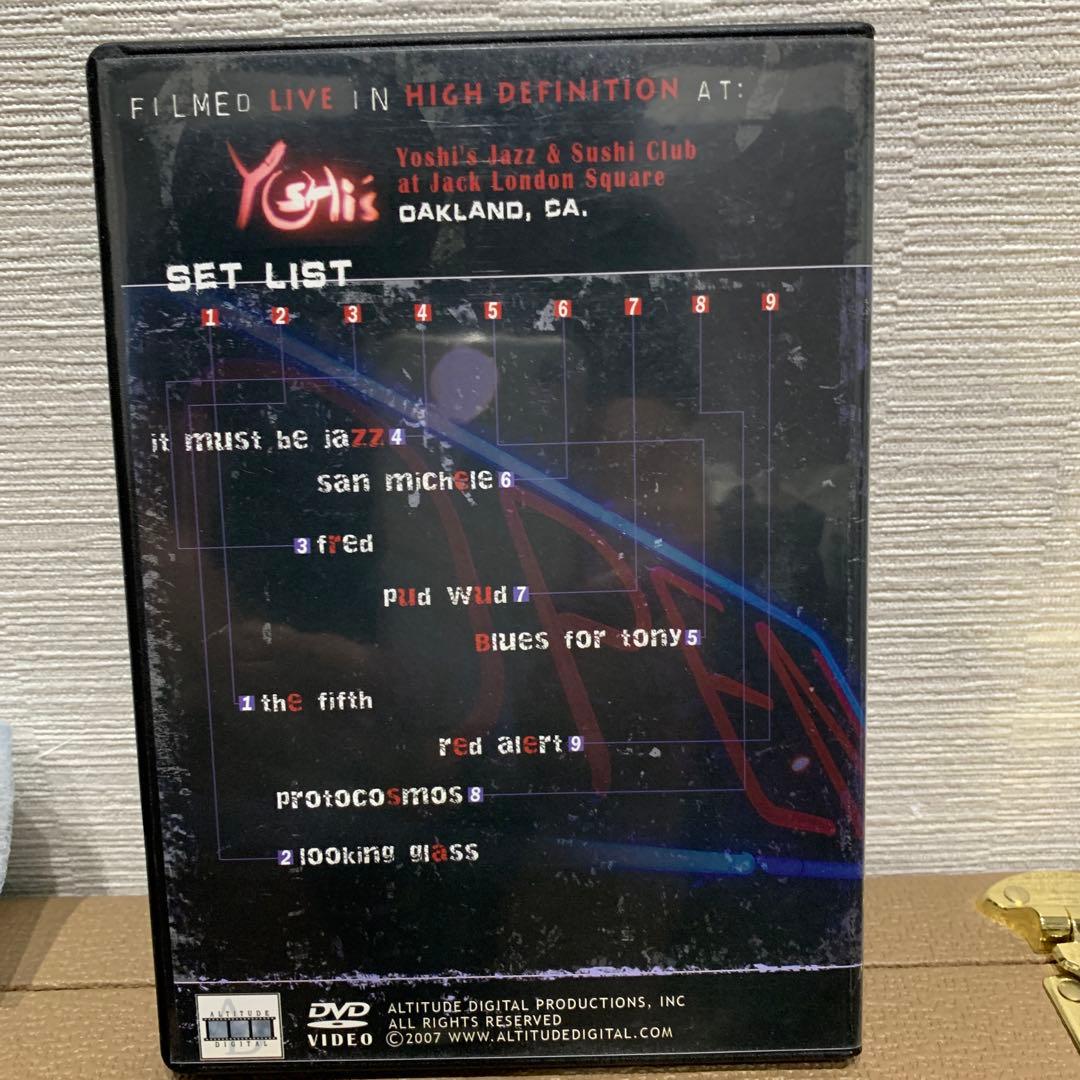 【DVD】直筆サイン入り アランホールズワース ライヴ アット ザ ヨシズ