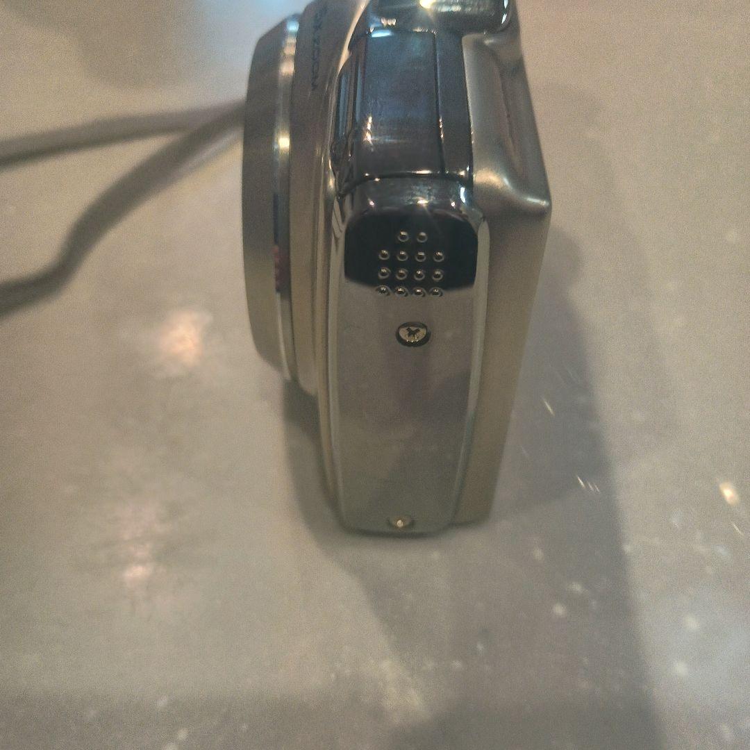 デジタルカメラ FinePix F550EXR