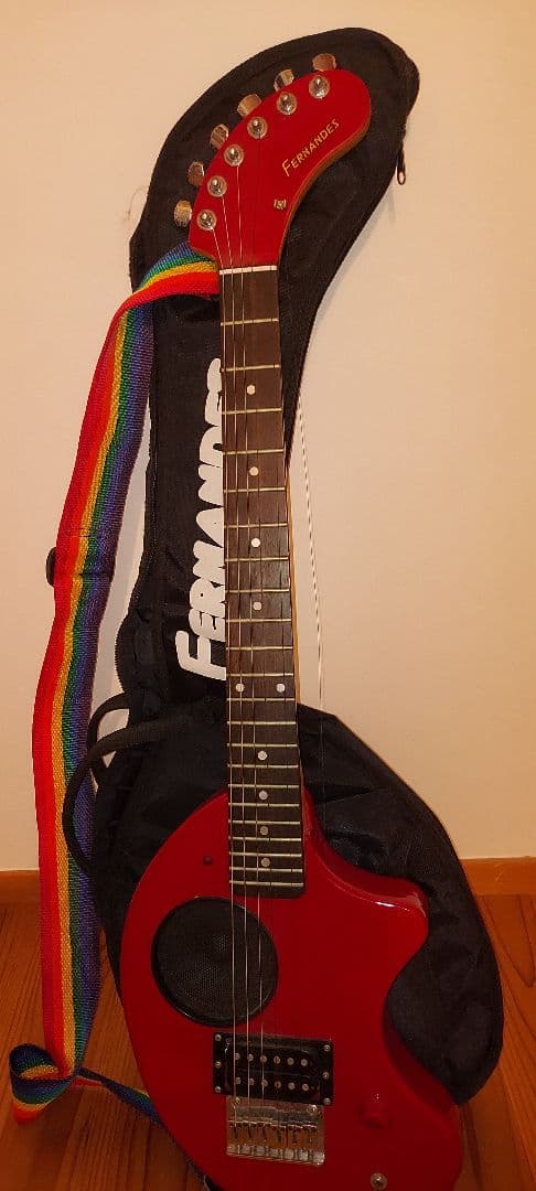 エレキギターzo3