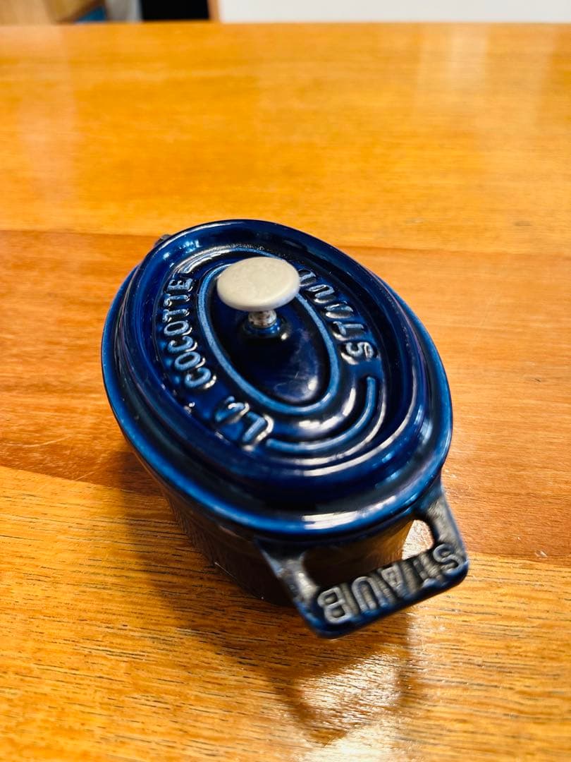 STAUB 11cmCOCOTTE 楕円3色 中古品