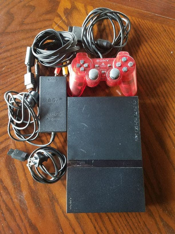 PS2本体&ソフト8本❗メモリーカード付き