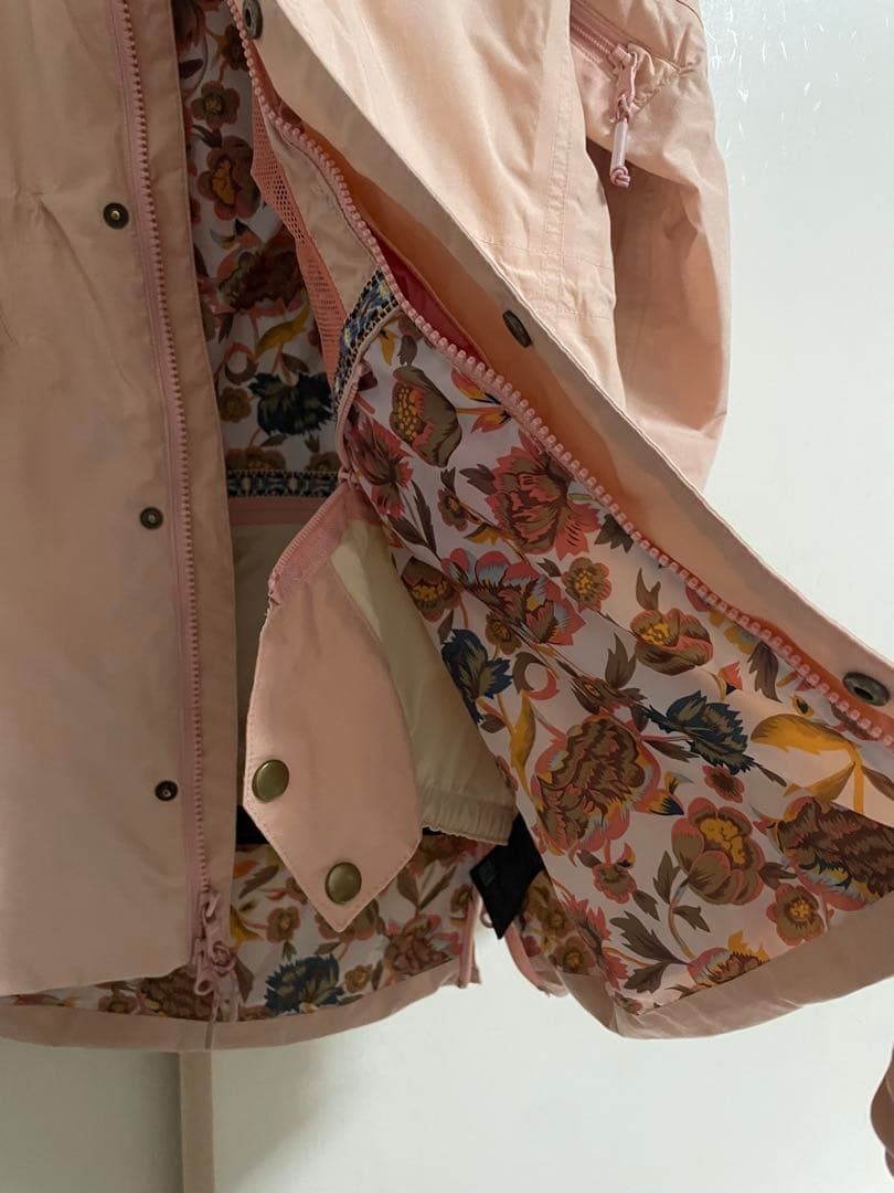 BURTON goretex フード付きピンクロングジャケット