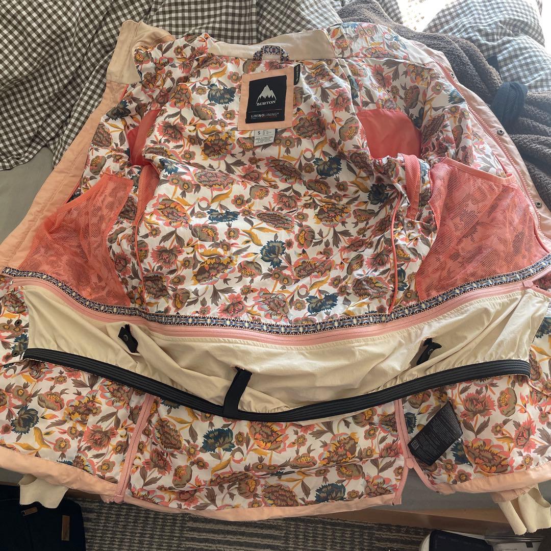 BURTON goretex フード付きピンクロングジャケット
