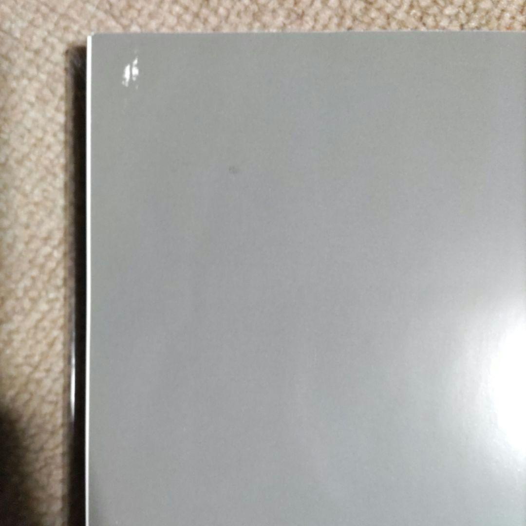 DEMAND GURSKY RUSCHA：GROSSE ILLUSIONEN