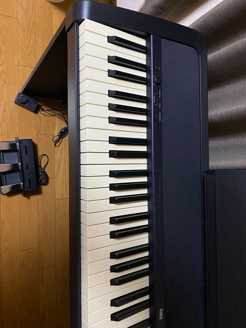 KORG B2 88鍵 電子ピアノ スタンド・3ペダル付