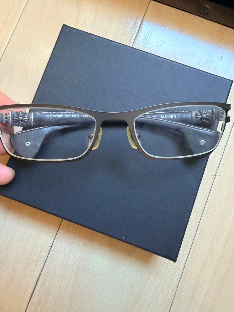 CHROME HEARTS M.DIVER CHプラステンプルレザーサングラス