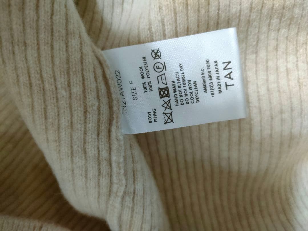 tan ワンピース　DOGLEG SLEEVES LONG ONEPIECE