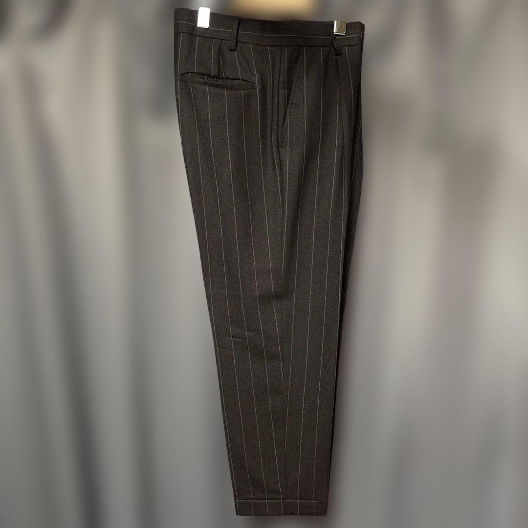 パンツ DORMEUIL / STRIPED PLEATED TROUSERS