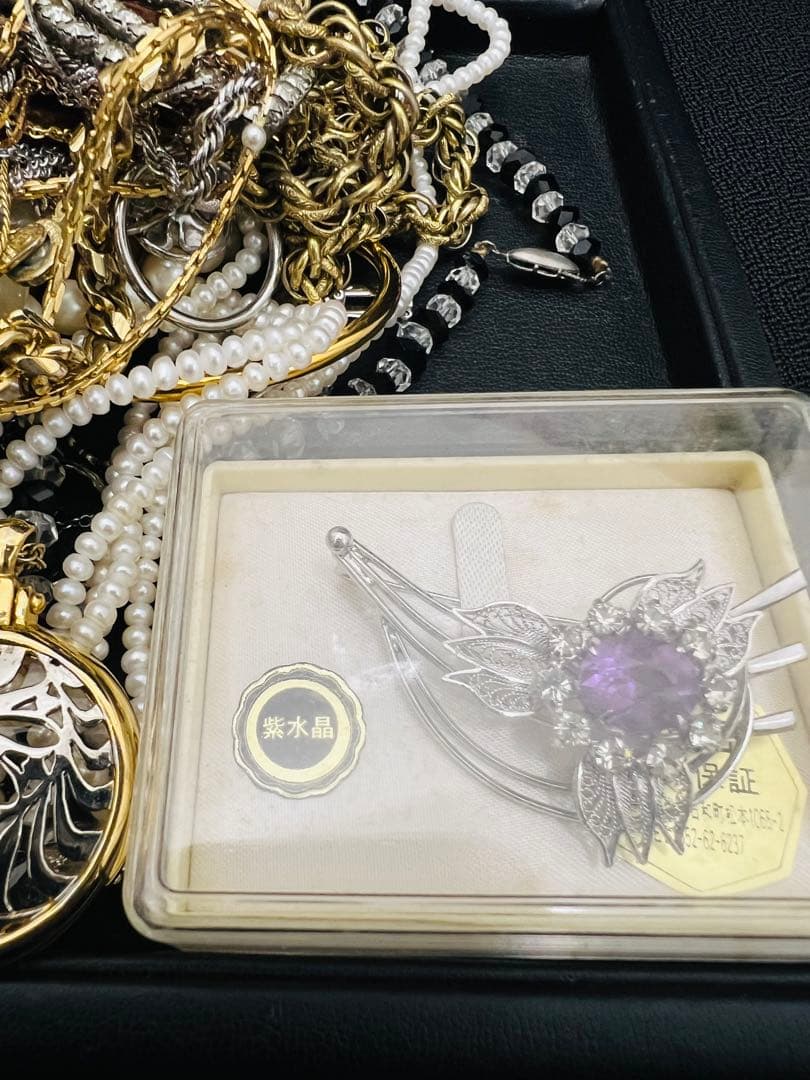 【生前整理　遺品整理】ネックレス　ブローチ　ピアス　アクセサリーおまとめ