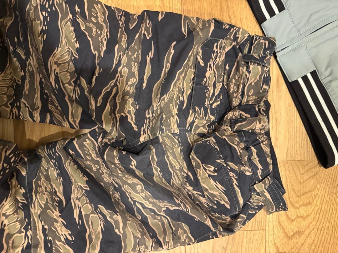 【希少】キッズ用 Burton DRYRIDE 122-137 セット CAMO