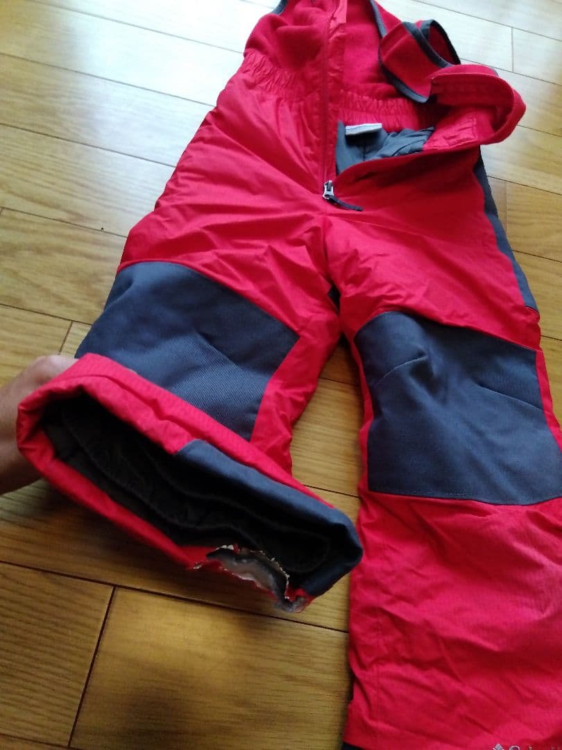 子供用スキーウェア☆columbia、スノーブーツ、ニット帽、スキー手袋セット