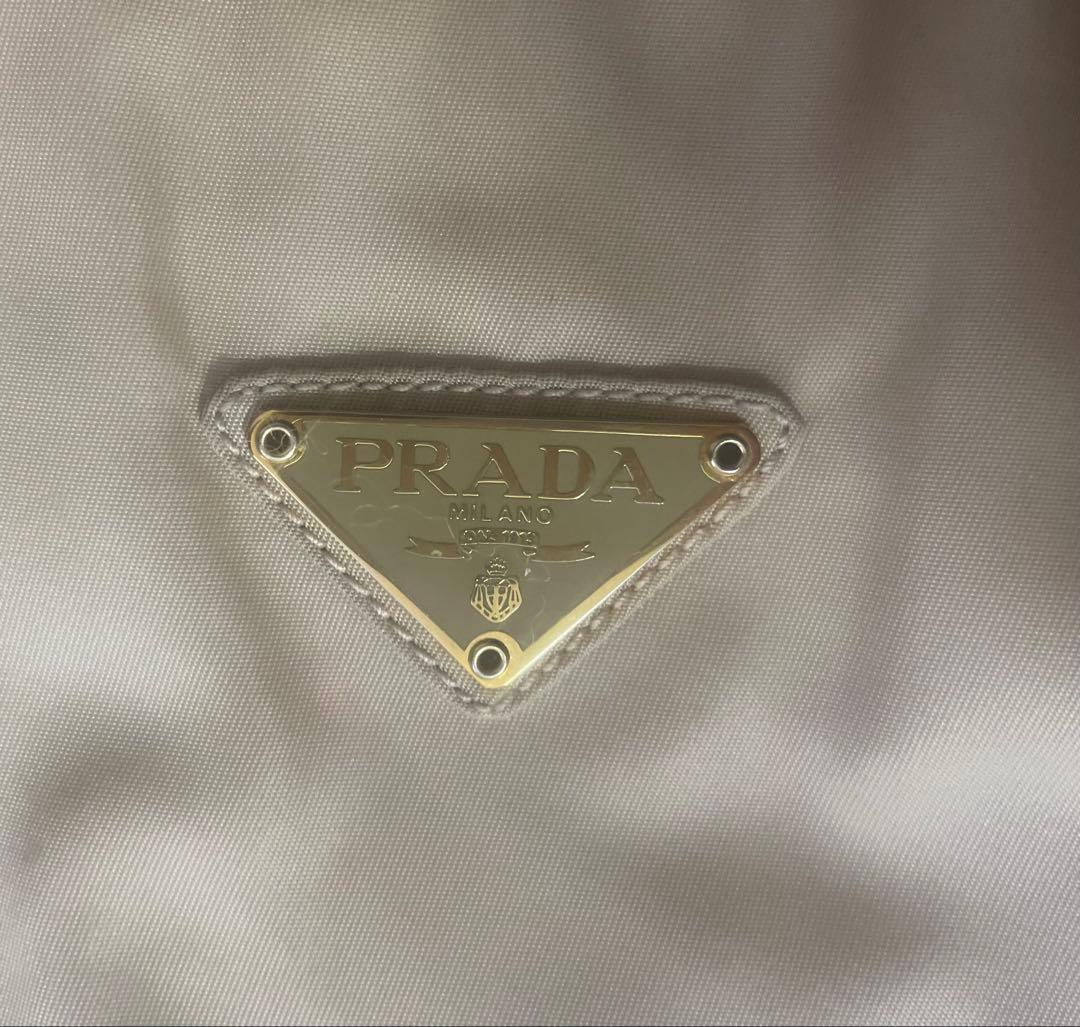 PRADA プラダ 三角プレート ナイロン ゴールド メタルハンドル バック