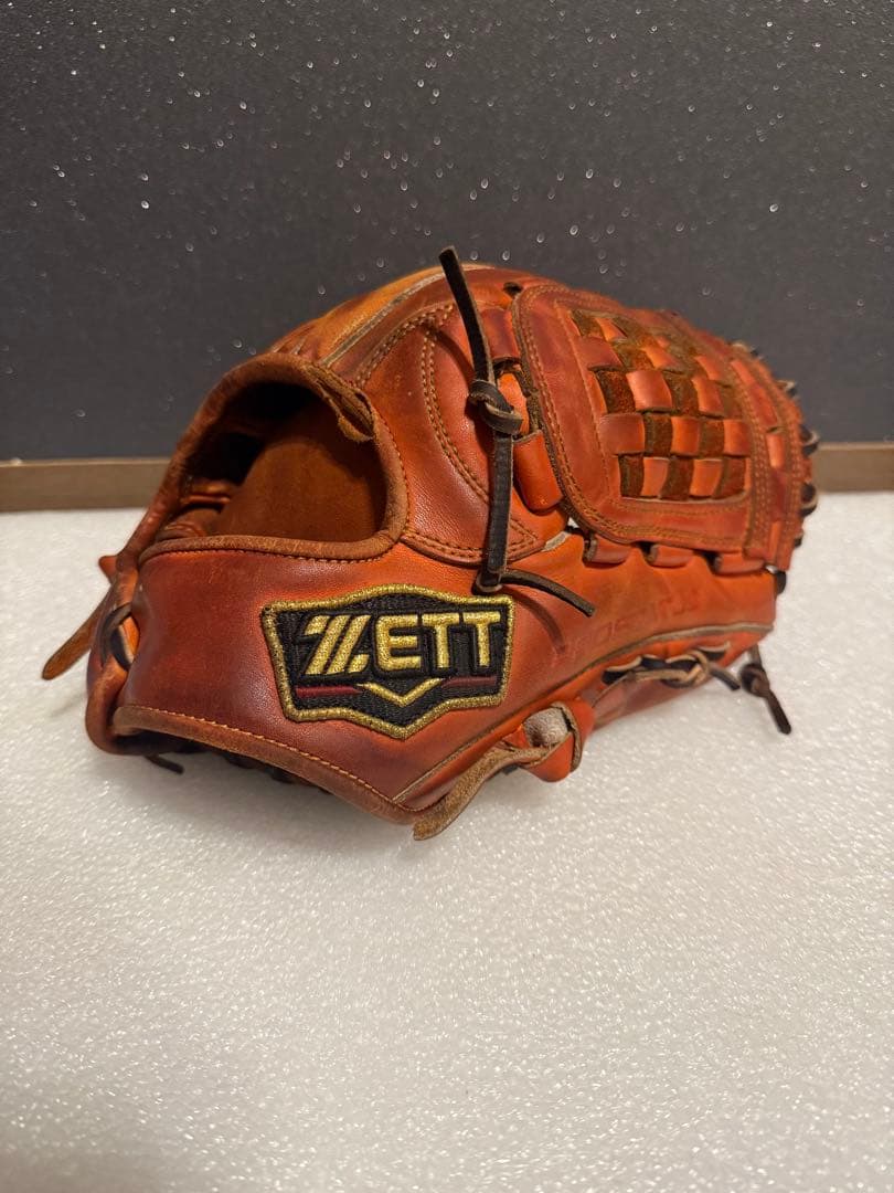 ★人気★ ZEET プロステイタス 硬式用 源田 選手モデル 定価55000円