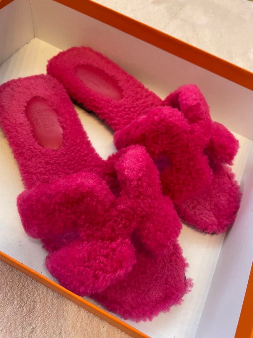 エルメス　オラン　ムートン　ボア　サンダル　お値下げしました！　ピンク