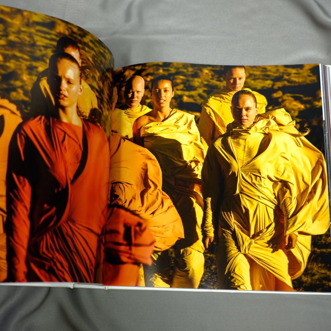 ISSEY MIYAKE 三宅一生　TASCHEN 大型写真集　作品集　初版