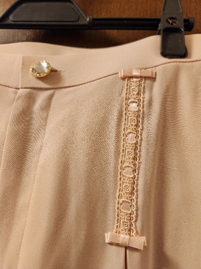 Verybrain♡ピンクベージュ レース装飾 ワイドパンツ