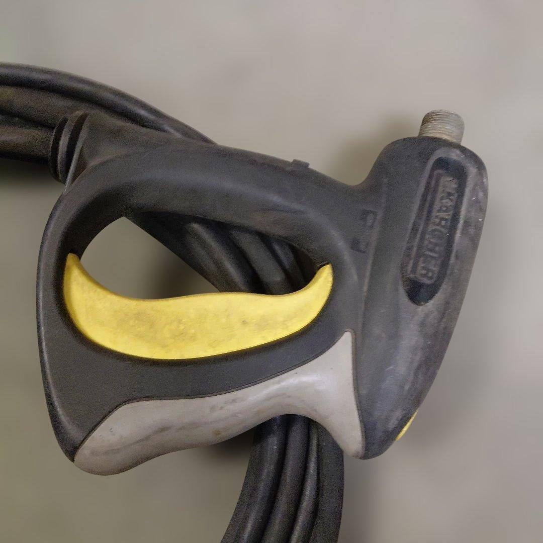 高圧洗浄機　ケルヒャーHD 4/8C