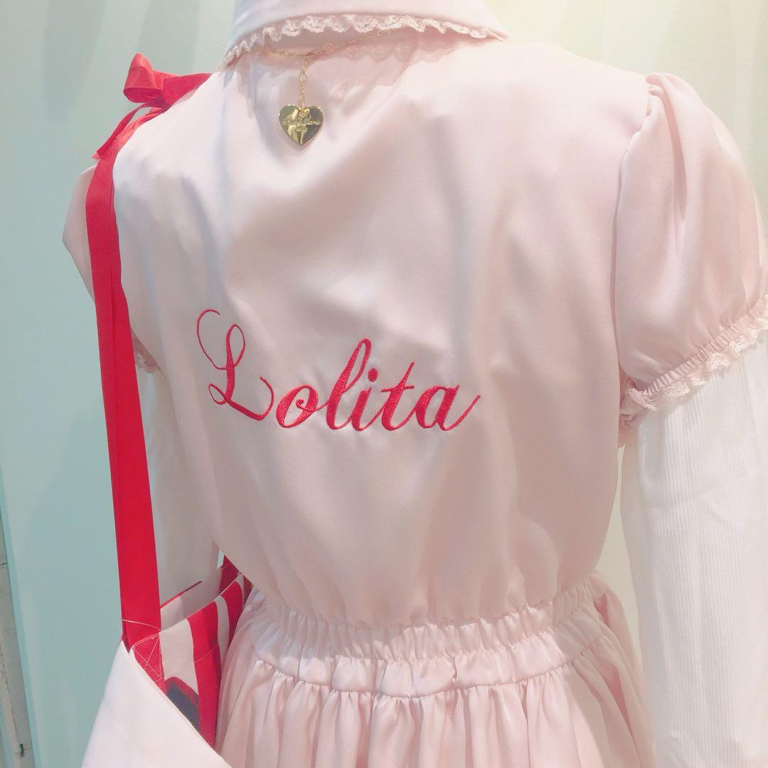 新品■定価　26,400円■ローズマリーソワールshirringワンピースピンク