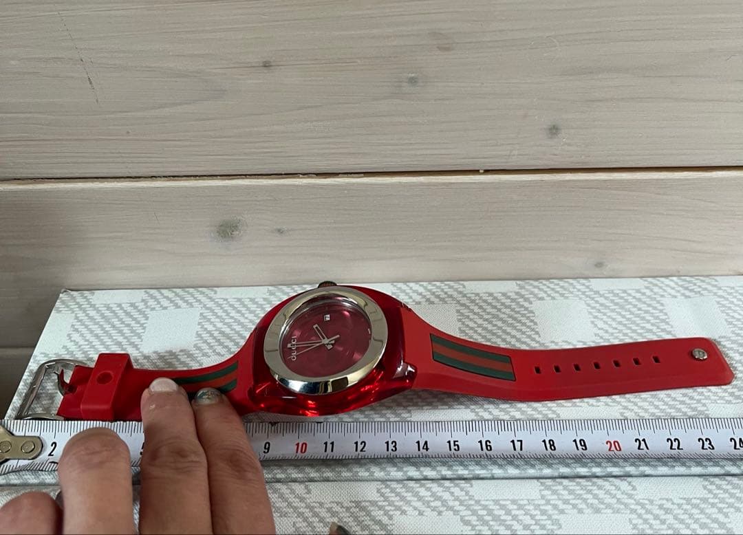GUCCI グッチ　sync archive Watch rubber レッド