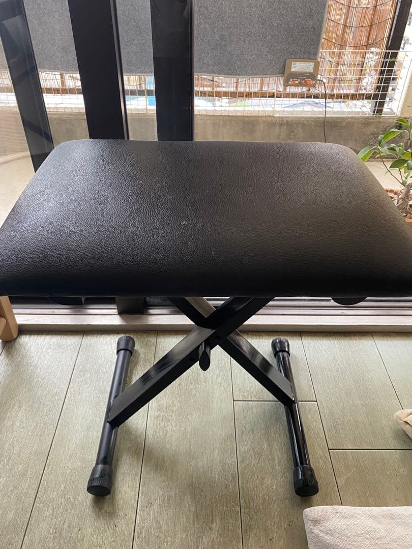 Yamaha 電子ピアノ X型スタンド付き　P-125B