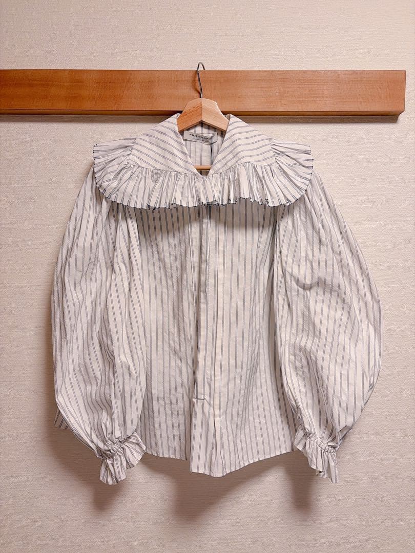 【新品】フィロソフィー　フリル衿 ボリューム　ブラウス