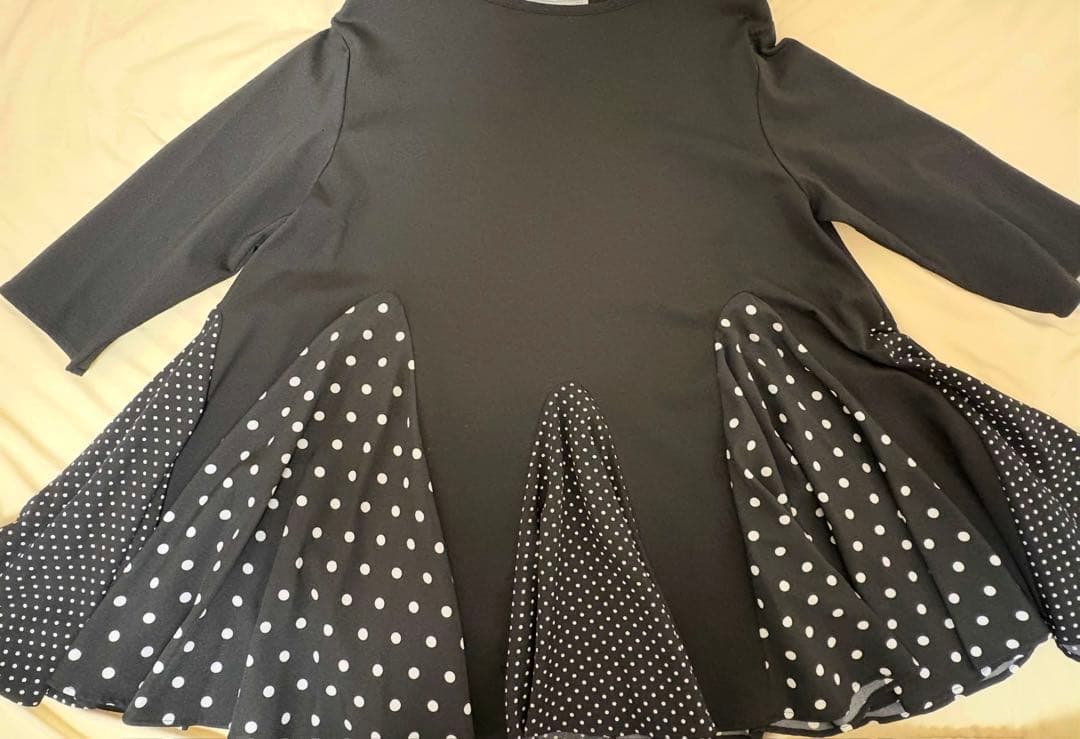 BEARDSLY ビアズリー　ドットヘムフレアチュニック　黒