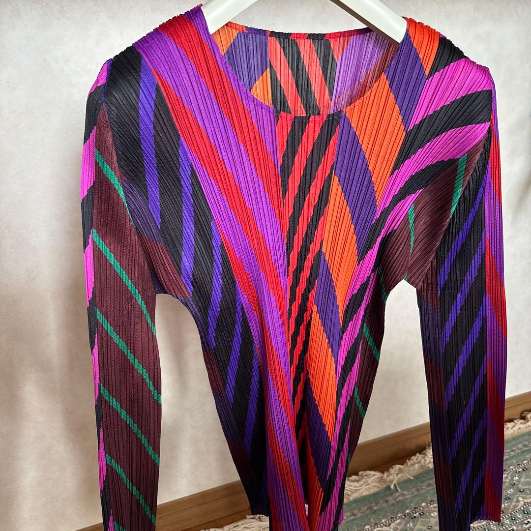 長袖カットソー