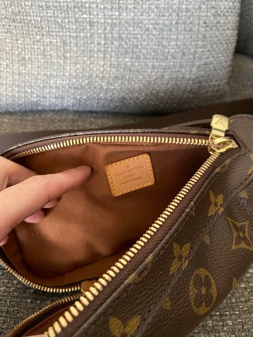 ルイヴィトンジェロニモス極美品☆国内正規品レア商品モノグラムジェロニモス希少価値