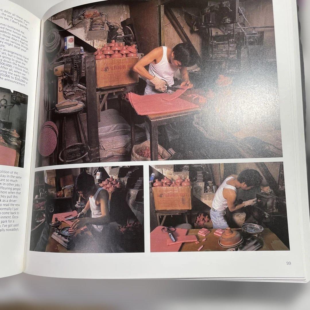 稀少本「City of Darkness」 洋書