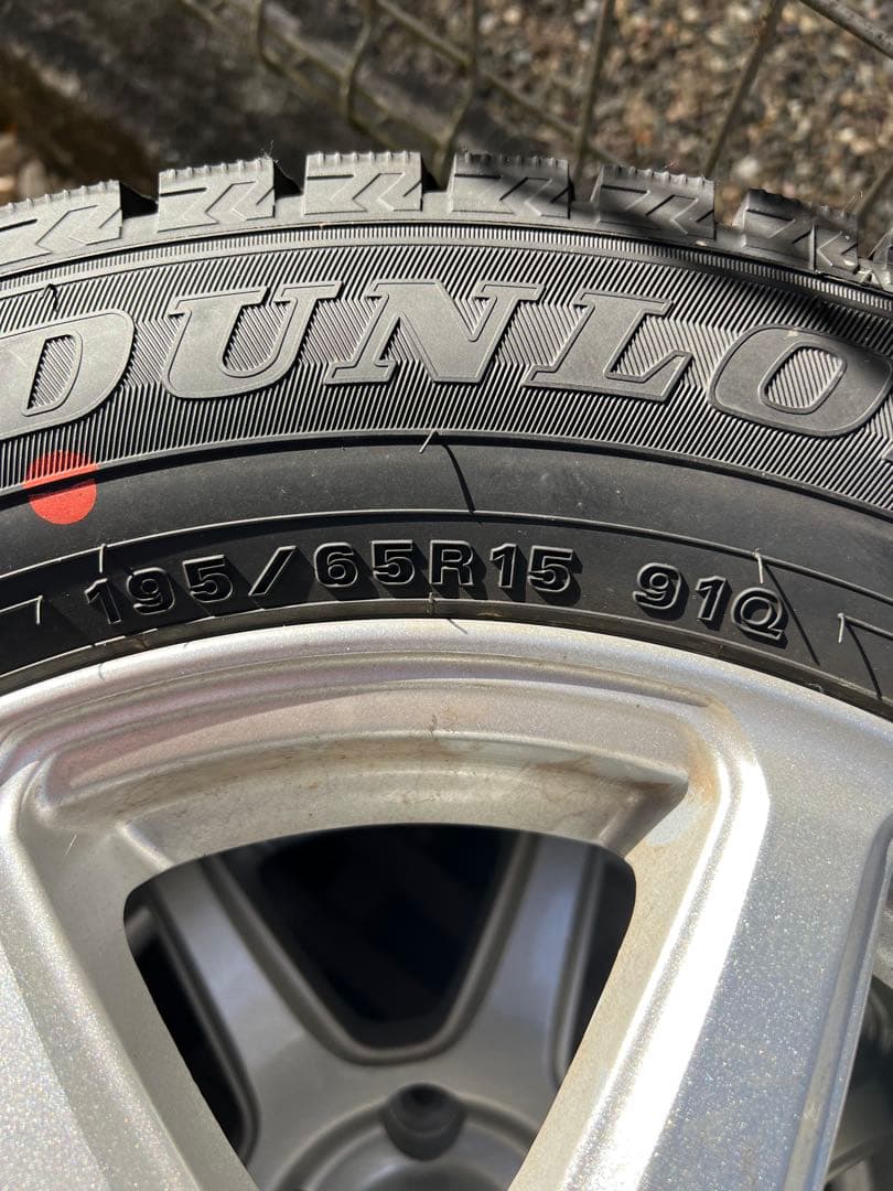 セレナC27 スタッドレスタイヤ