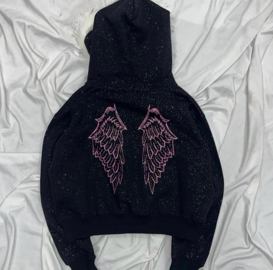 9090girl ファー付き黒パーカー 羽根デザイン グリッター 十字架