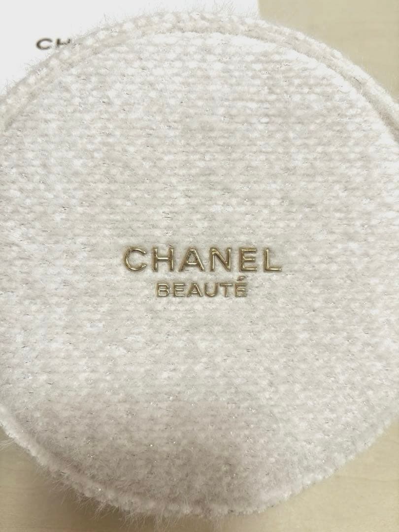 新品CHANEL ホリデー非売品ポーチ+ アリュール10マスカラ（現品）